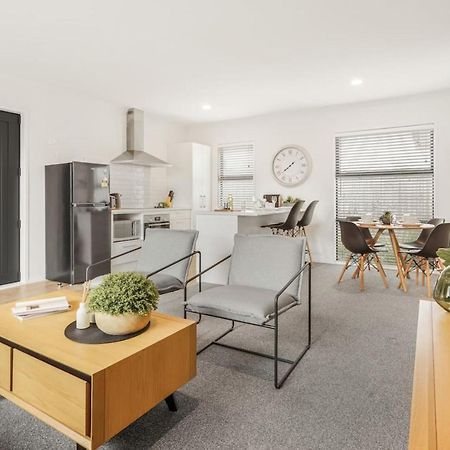 Modern And Central With 2 Ensuites -By Kosh Bnb 汉密尔顿 外观 照片