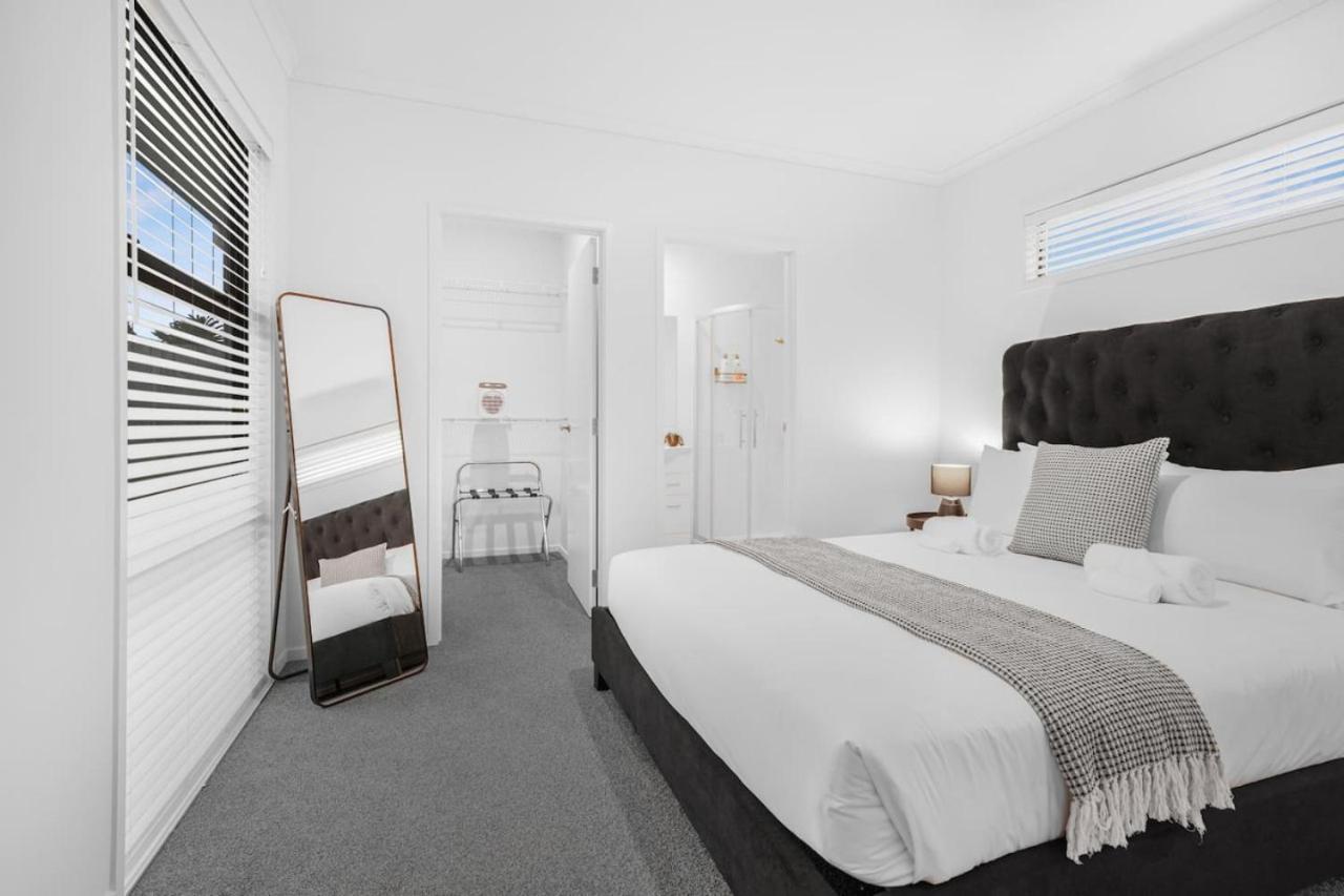 Modern And Central With 2 Ensuites -By Kosh Bnb 汉密尔顿 外观 照片