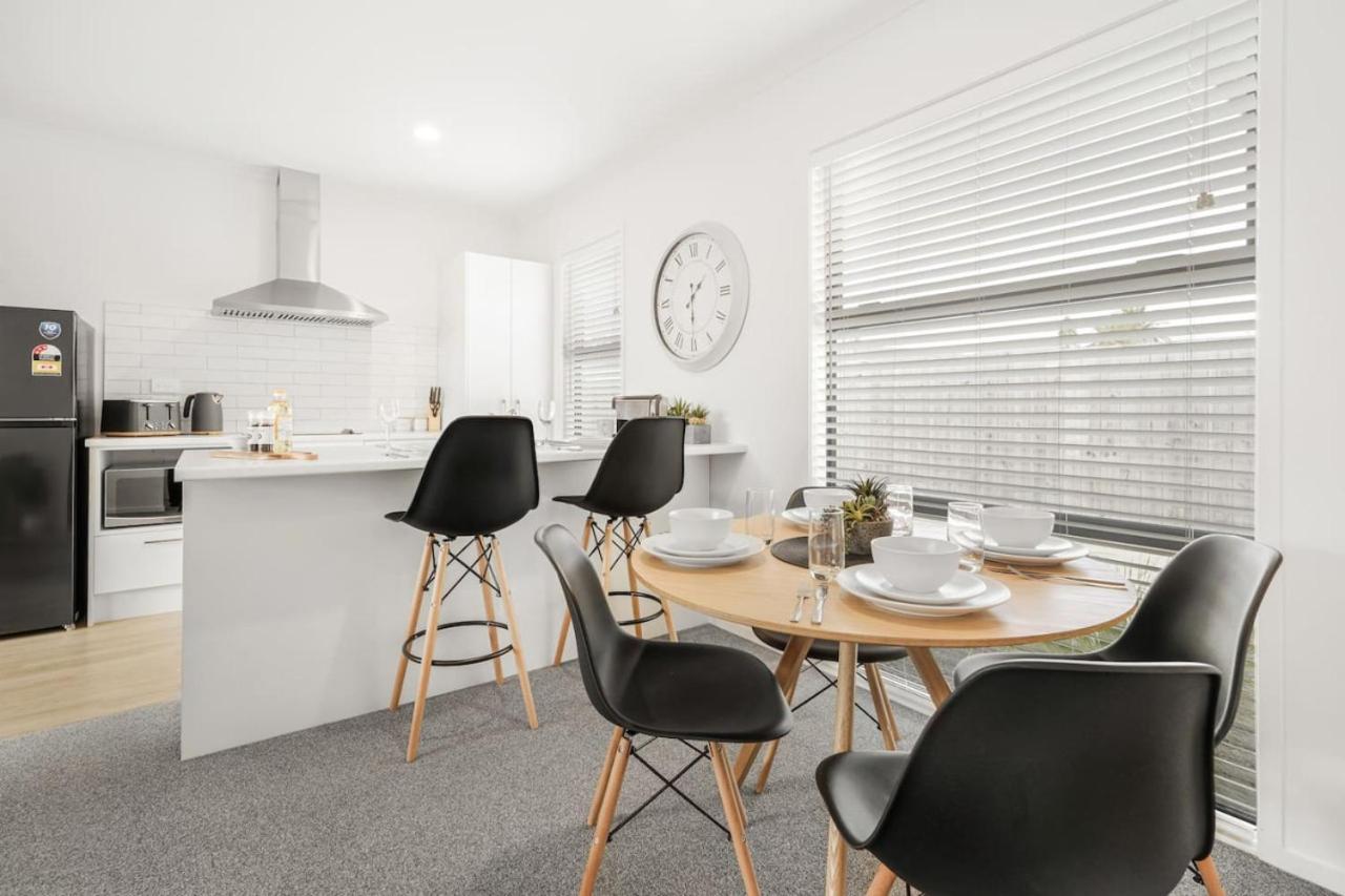 Modern And Central With 2 Ensuites -By Kosh Bnb 汉密尔顿 外观 照片